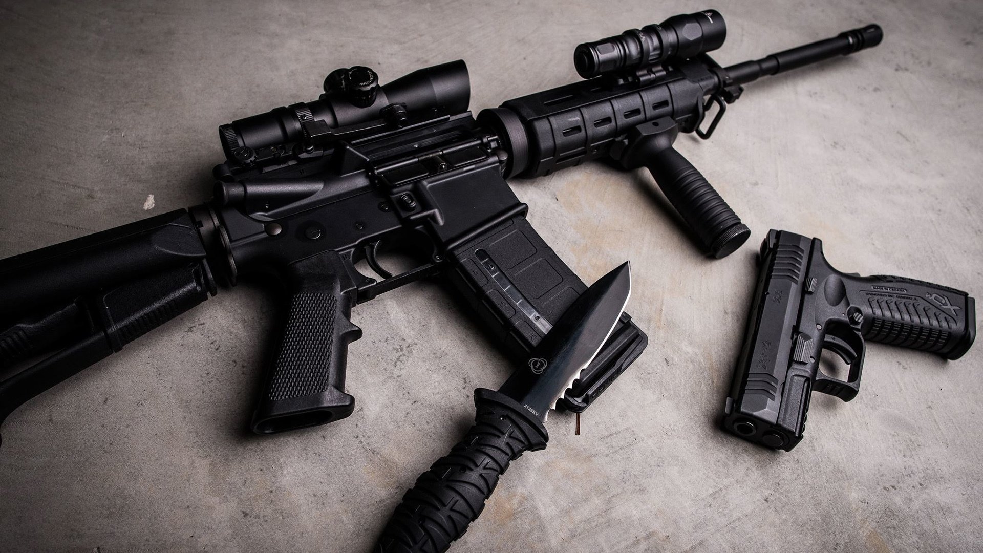 爱游戏在线登录入口-阿伦·斯密斯：以智慧与速度串联全黑队进攻线，攻势如潮，阿隆内斯密斯