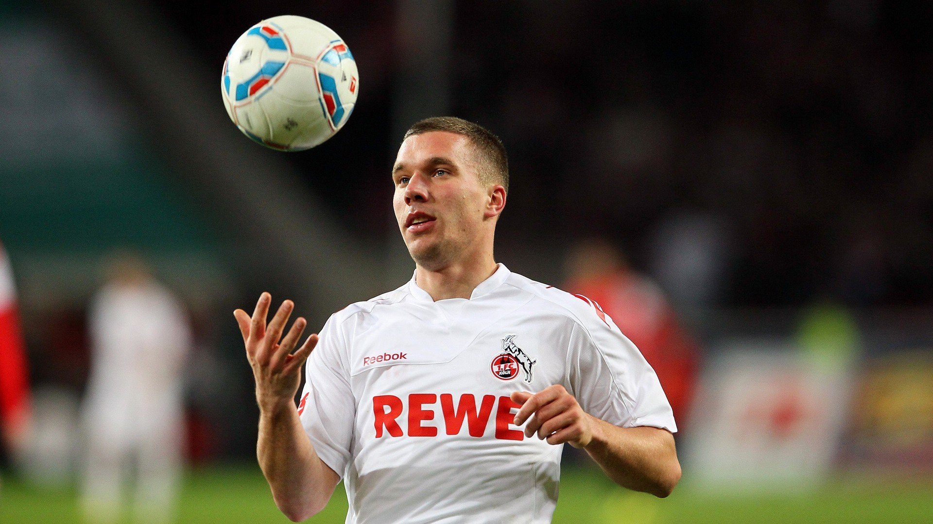 _场外温情：运动员助力公益慈善，传递正能量_，运动员慈善榜